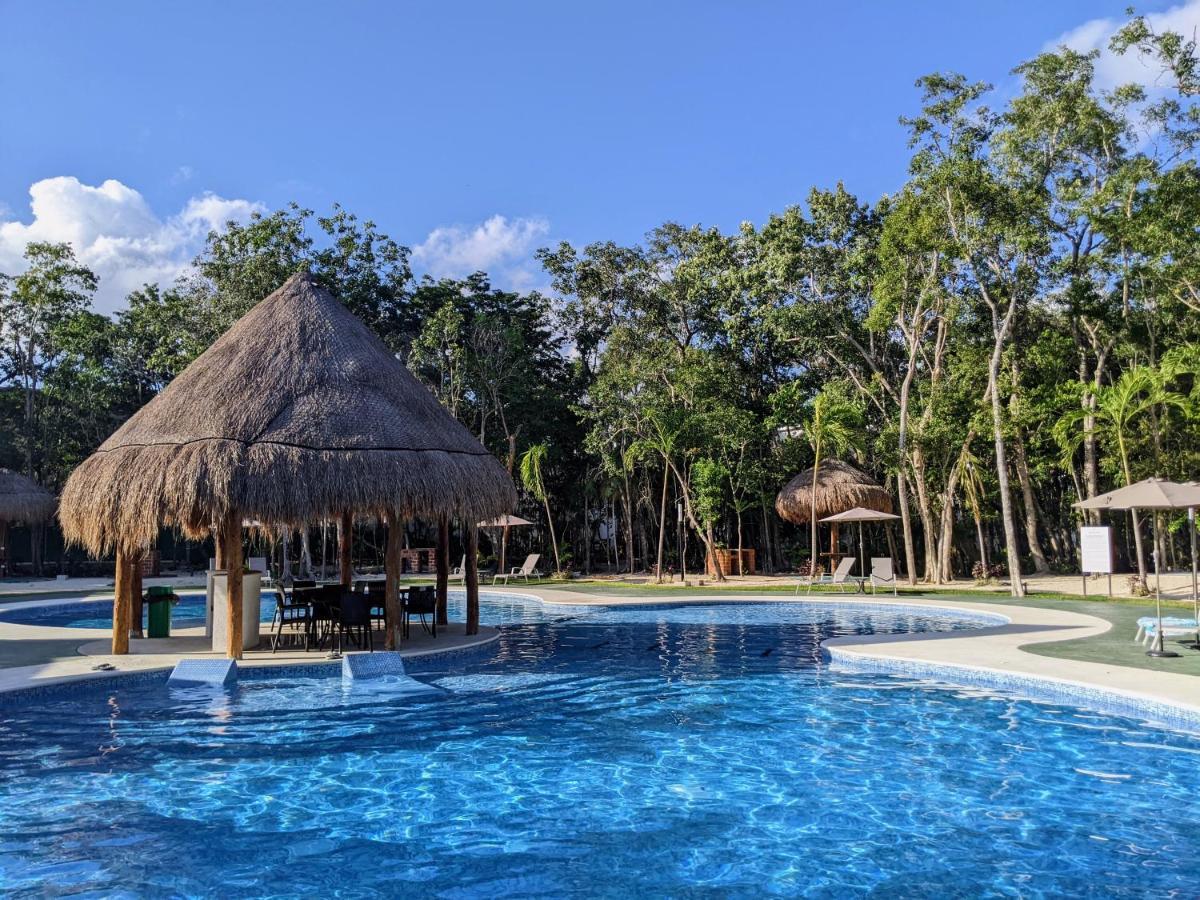 2-Bedroom Condo By The Jungle W/ Swimming Pool Puerto Morelos Kültér fotó