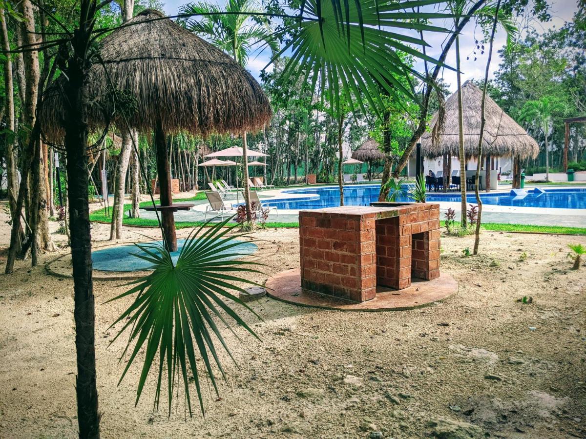 2-Bedroom Condo By The Jungle W/ Swimming Pool Puerto Morelos Kültér fotó
